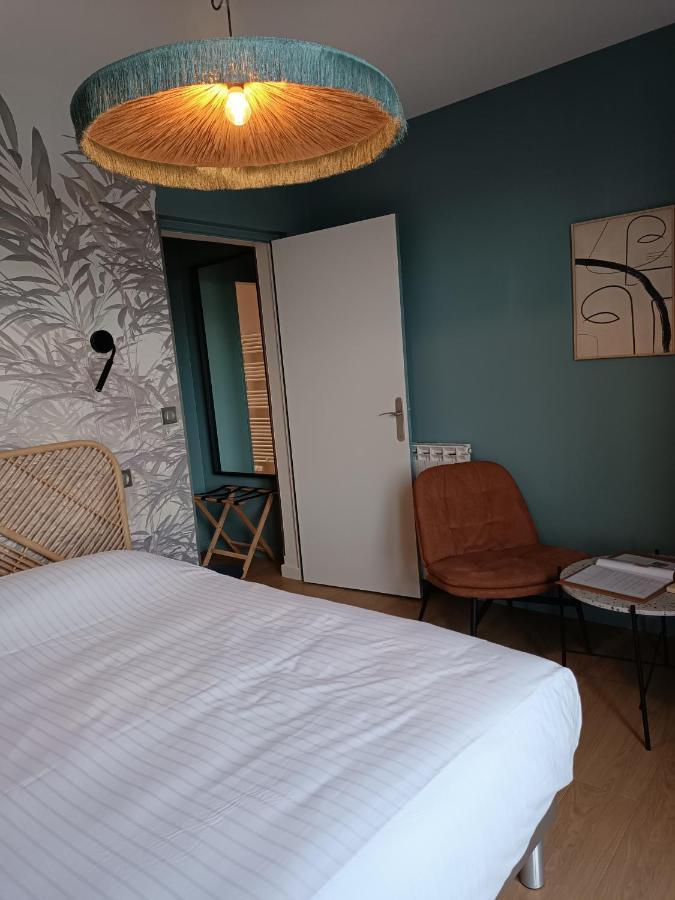Les Galets Hotel Et B&B Bandol Exteriör bild