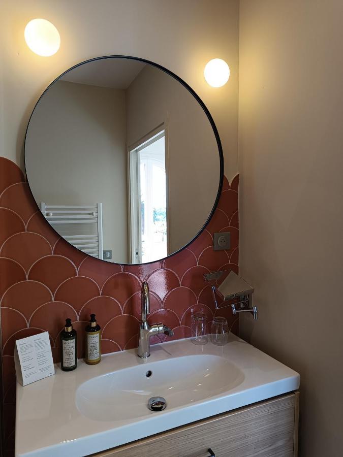 Les Galets Hotel Et B&B Bandol Exteriör bild