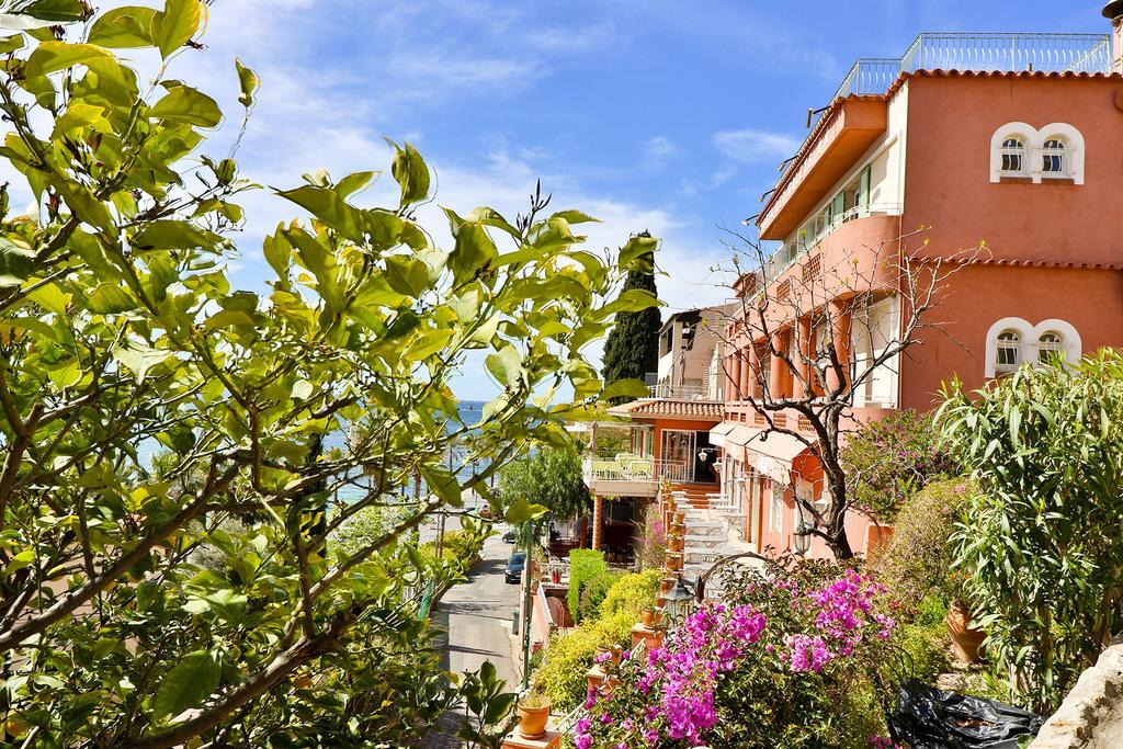 Les Galets Hotel Et B&B Bandol Exteriör bild